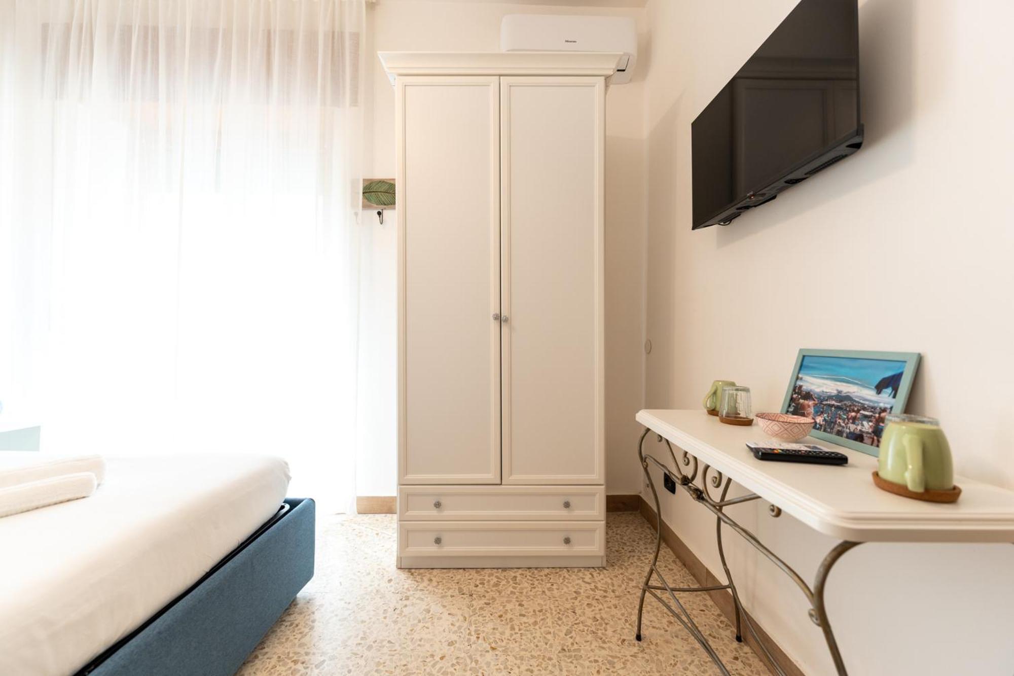 Hotel Tombolata Napoli Esterno foto