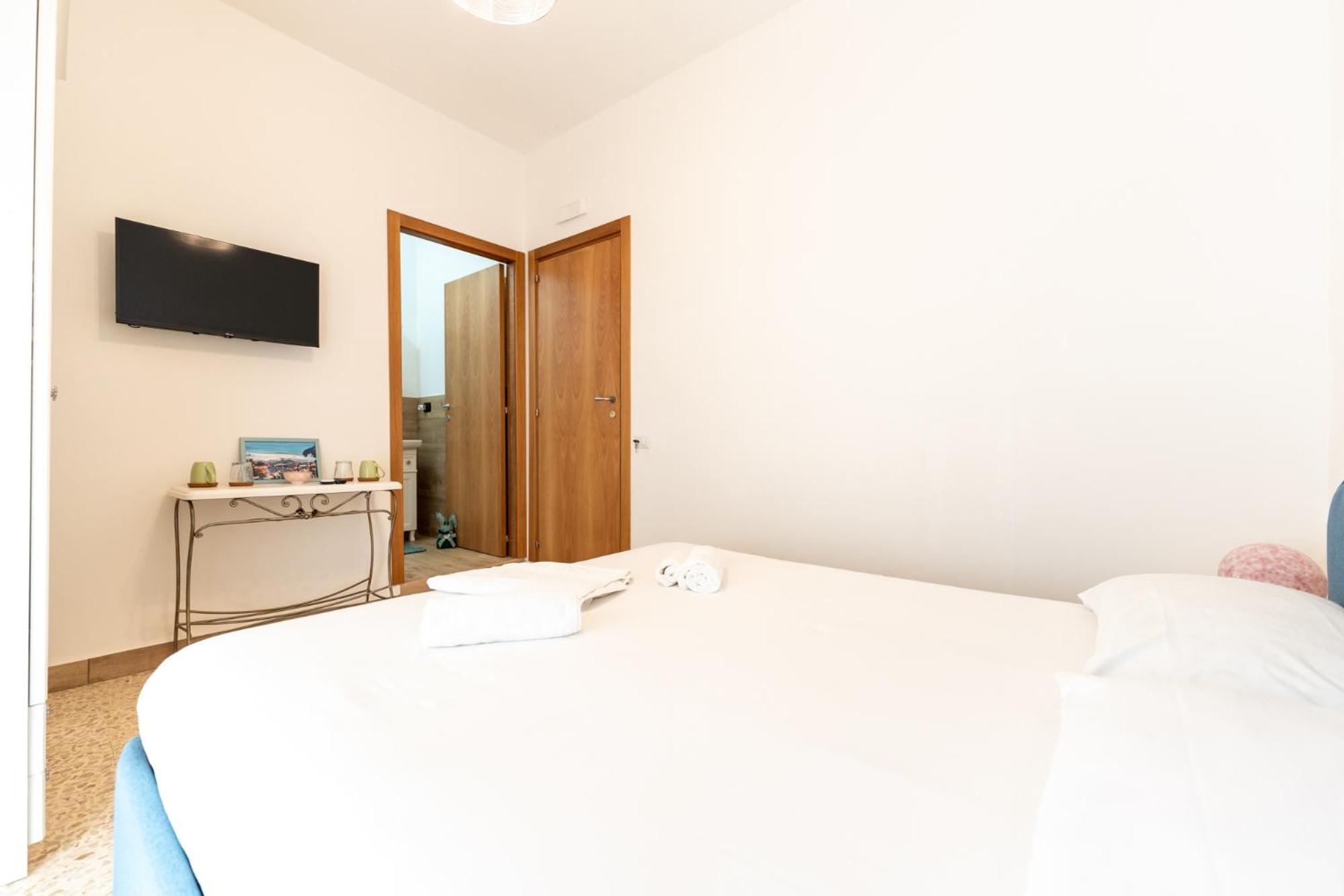 Hotel Tombolata Napoli Esterno foto
