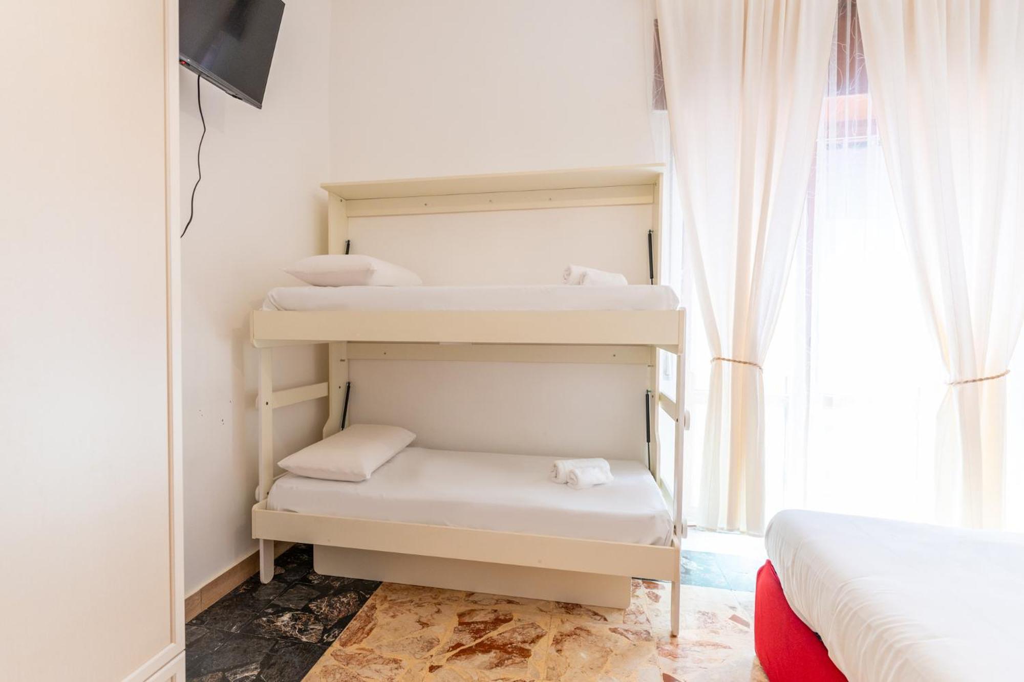 Hotel Tombolata Napoli Esterno foto